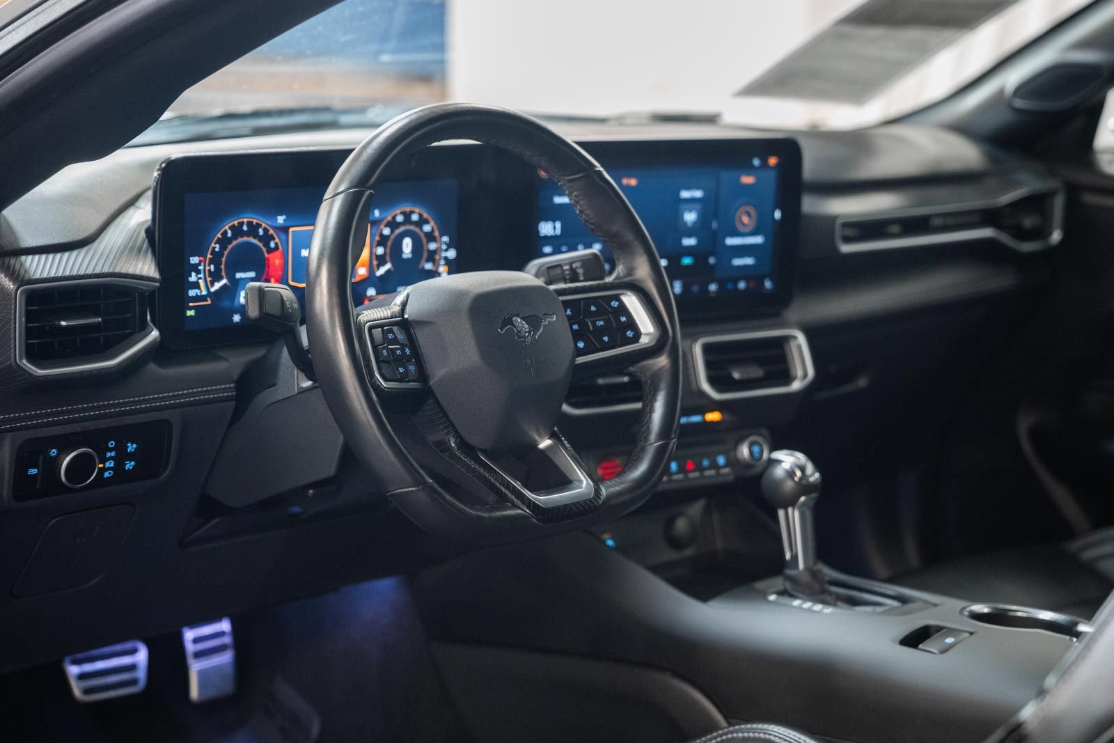 Certified 2025 Ford Mustang Premium RWD image 17
