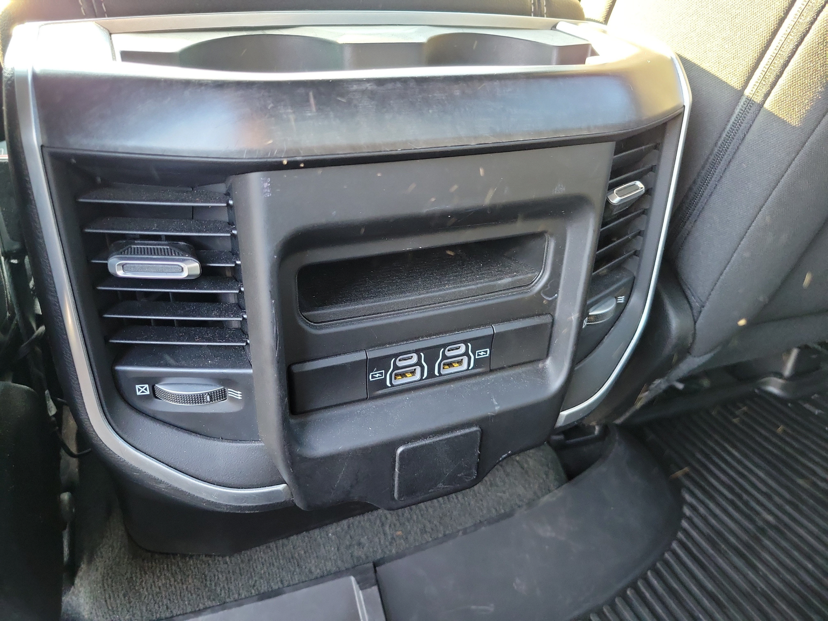 Used 2023 RAM 1500 Big Horn AWD/4WD image 10