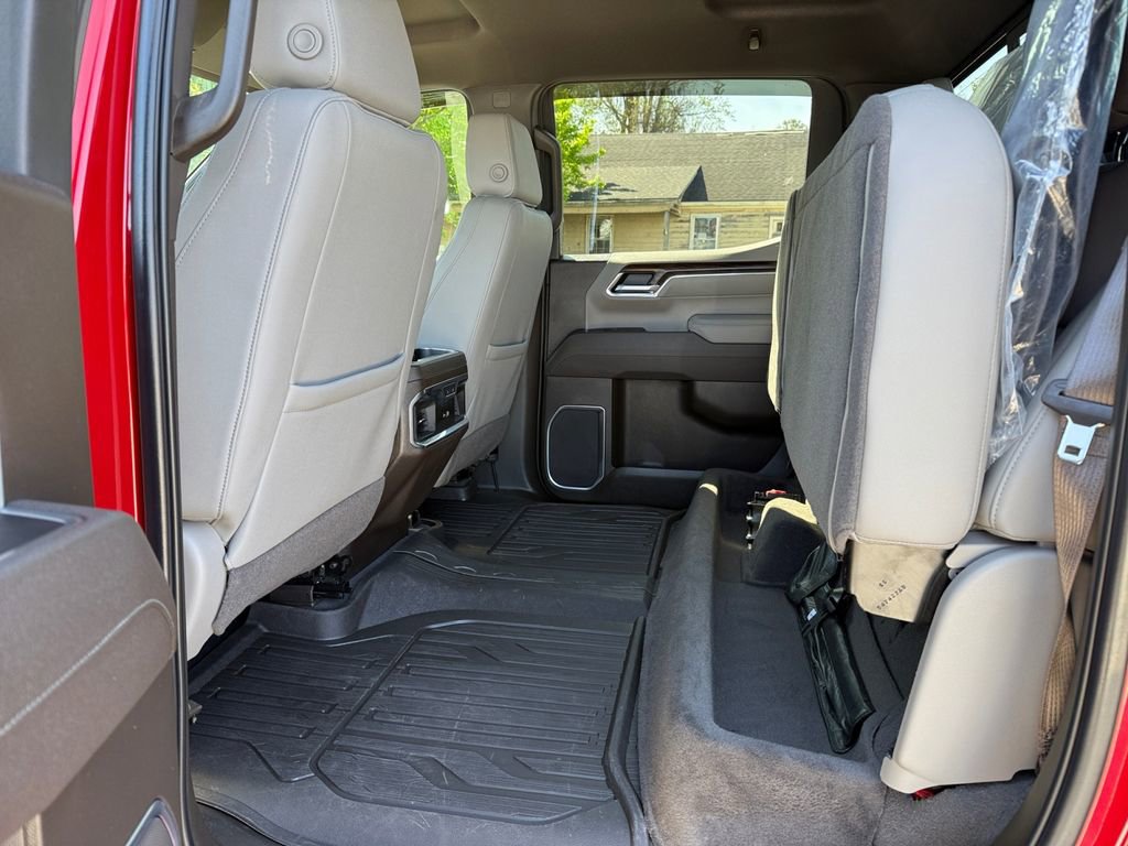 Used 2025 GMC Sierra 1500 SLT w/ SLT Premium Package image 21