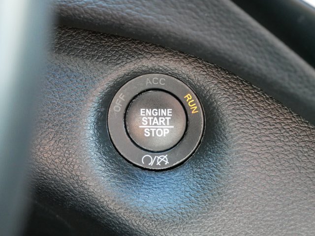Used 2019 Jeep Cherokee Limited w/ Luxury Group AWD/4WD image 27