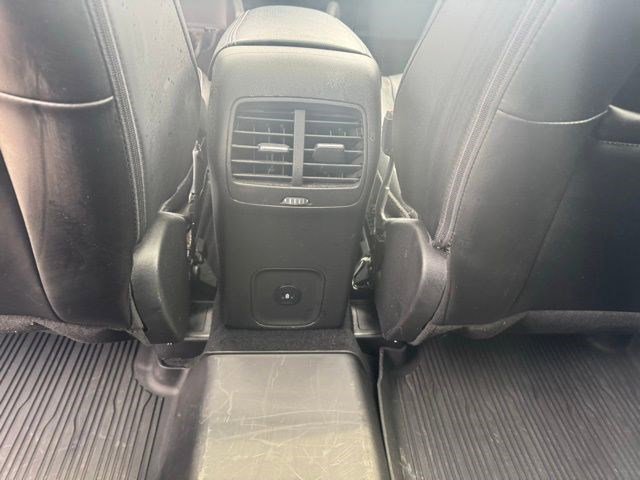 Certified 2024 Ford Escape Platinum w/ Class II Trailer Tow Package image 27