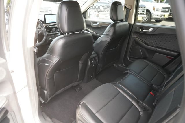 Certified 2020 Ford Escape Titanium w/ Titanium Premium Package 2.0 AWD/4WD image 12