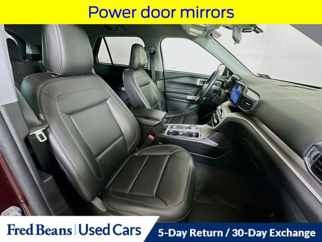 Certified 2022 Ford Explorer XLT w/ Equipment Group 202A AWD/4WD image 33