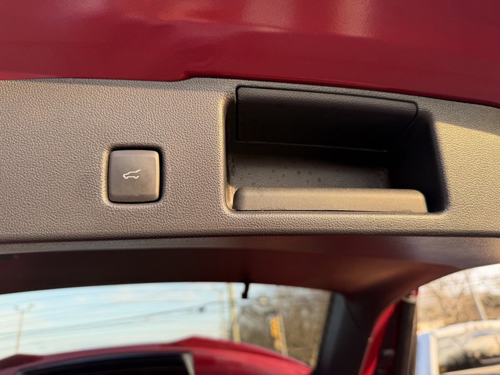 Certified 2025 Ford Escape ST-Line Elite w/ Premium Technology Package image 8