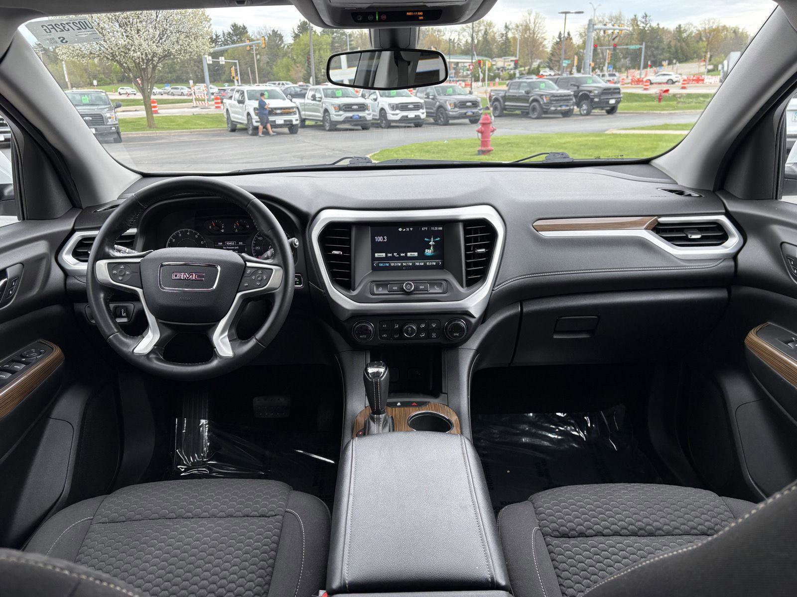 Used 2019 GMC Acadia SLE FWD image 10