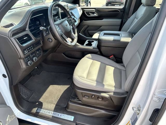 Used 2024 Chevrolet Tahoe Z71 w/ Luxury Package AWD/4WD image 22