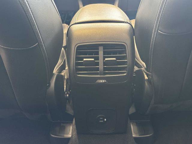 Certified 2022 Ford Escape Titanium w/ Titanium Elite Package image 21