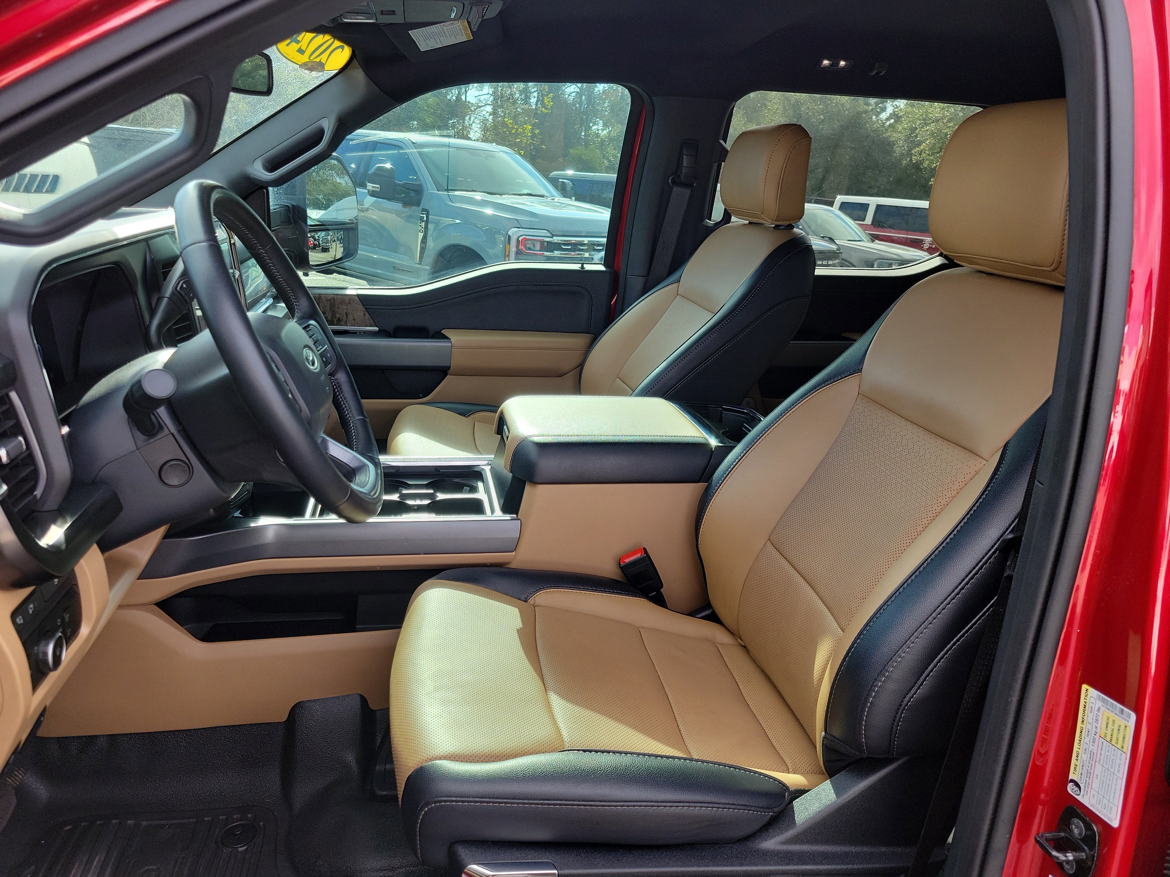 Certified 2024 Ford F250 Lariat w/ Sport Appearance Package image 8