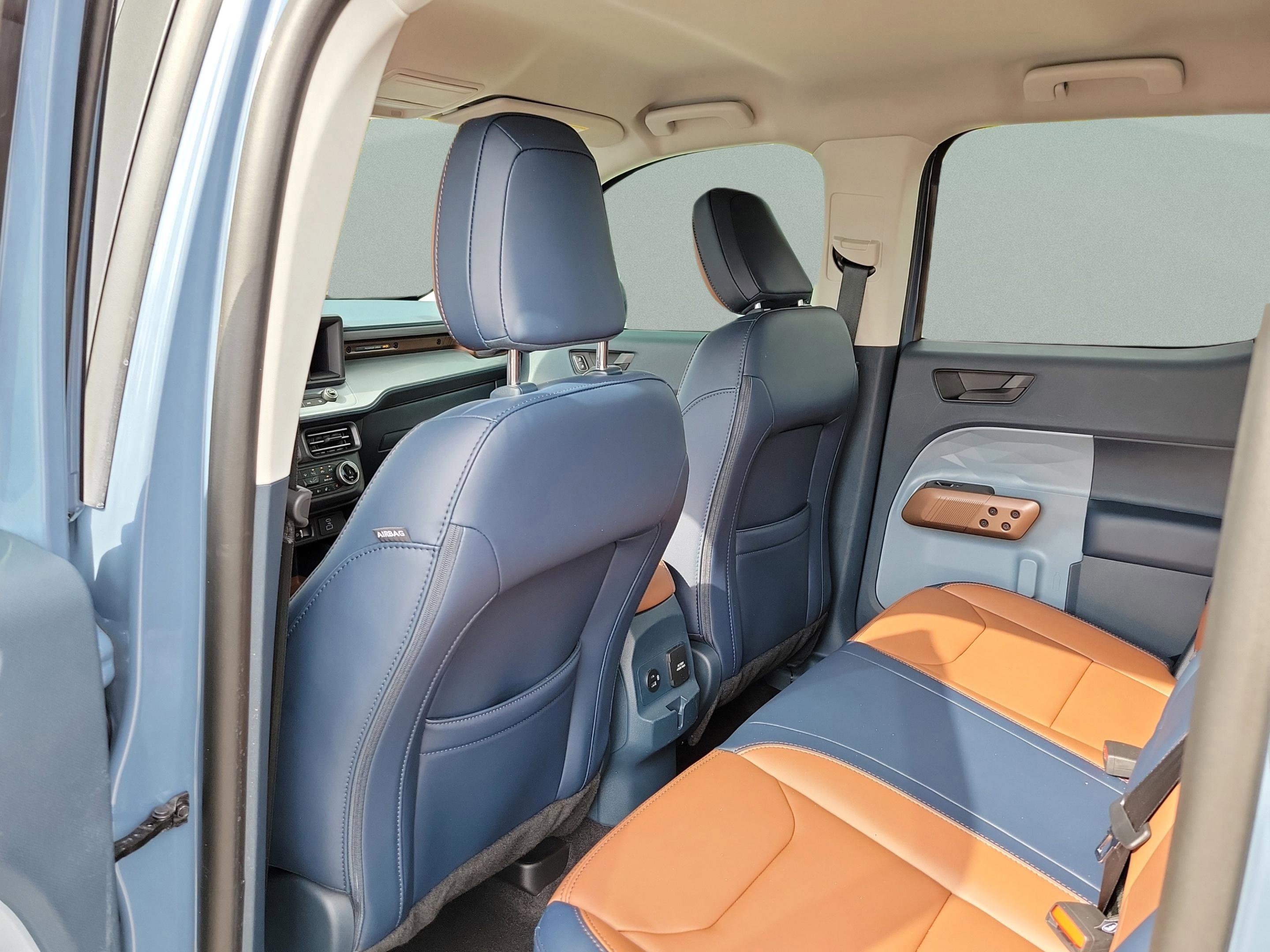 Certified 2024 Ford Maverick Lariat w/ 4K Tow Package image 27