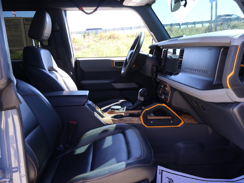 Certified 2023 Ford Bronco Badlands w/ Sasquatch Package AWD/4WD image 10
