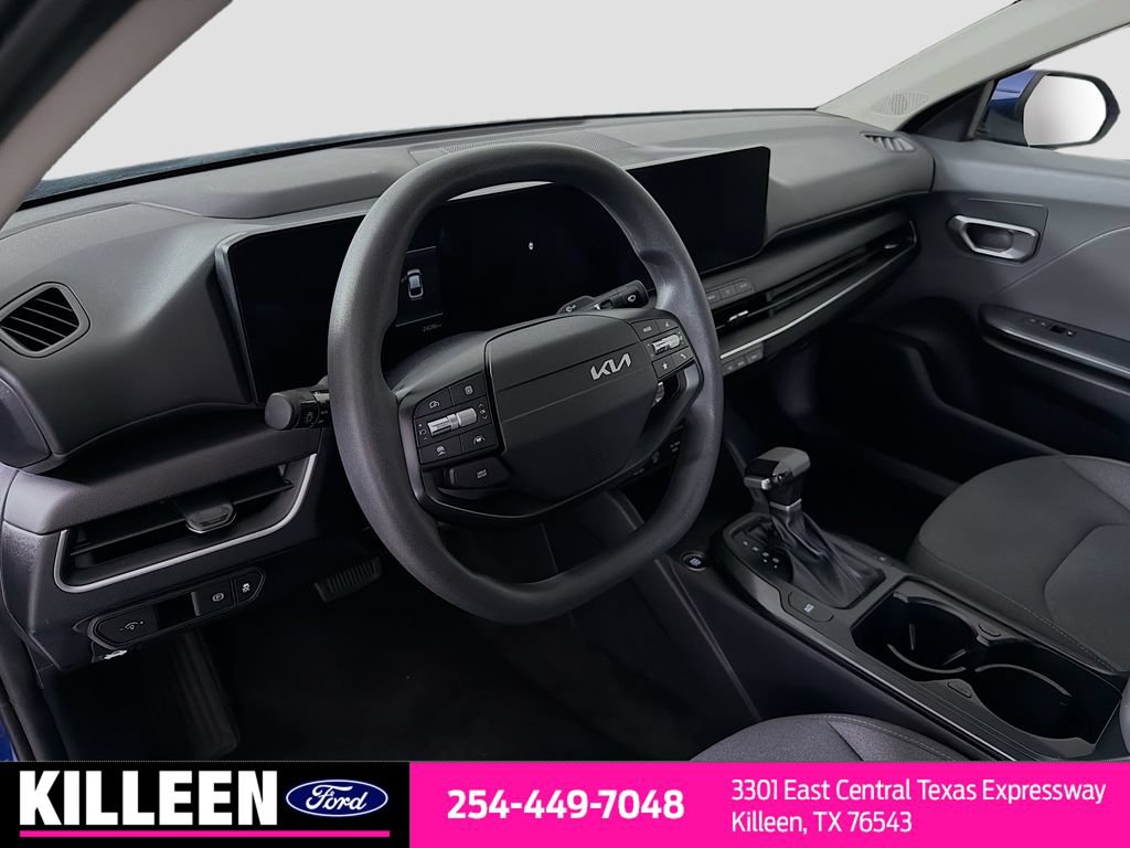 Used 2025 Kia K4 FWD image 11