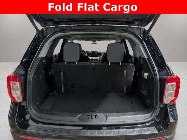 Certified 2022 Ford Explorer XLT w/ Equipment Group 202A image 32