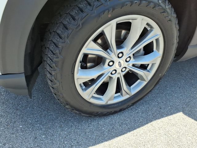 Certified 2023 Ford Explorer XLT w/ Equipment Group 202A AWD/4WD image 6
