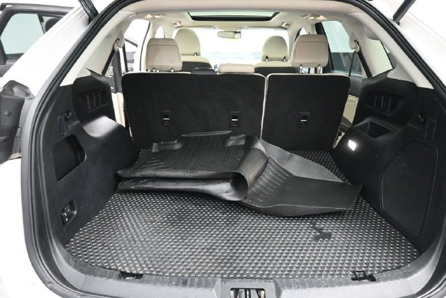 Certified 2019 Ford Edge Titanium w/ Equipment Group 301A AWD/4WD image 25
