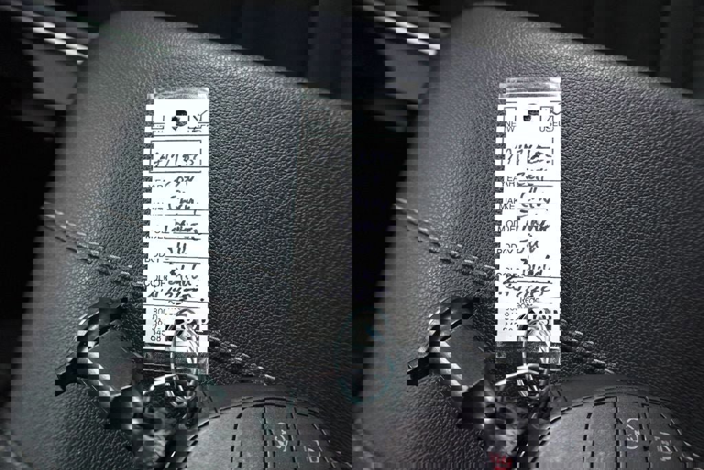 Used 2024 Chevrolet Traverse LT image 33