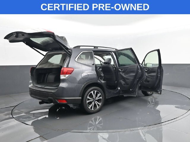 Used 2020 Subaru Forester Limited w/ Popular Package #3 AWD/4WD image 32