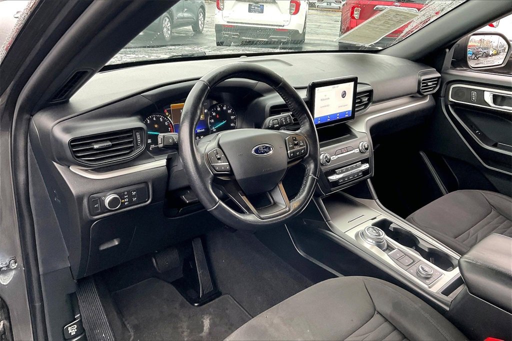 Certified 2020 Ford Explorer XLT image 12