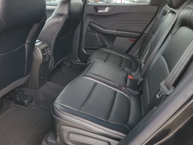 Certified 2025 Ford Escape Platinum AWD/4WD image 9