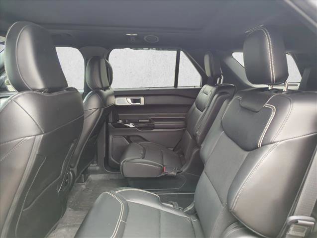 Certified 2022 Ford Explorer ST w/ Equipment Group 401A AWD/4WD image 18