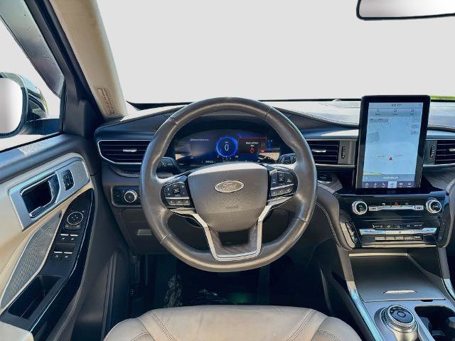 Certified 2022 Ford Explorer Platinum w/ Equipment Group 601A AWD/4WD image 19