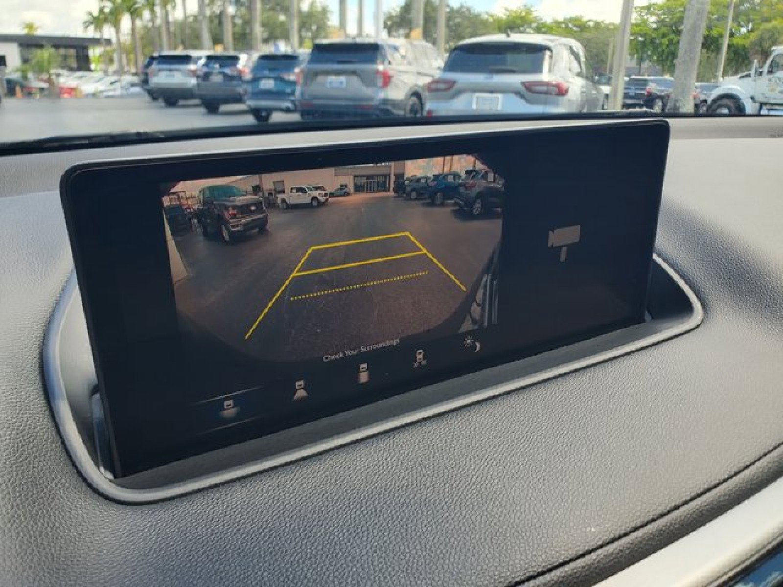 Used 2023 Acura MDX SH-AWD image 25