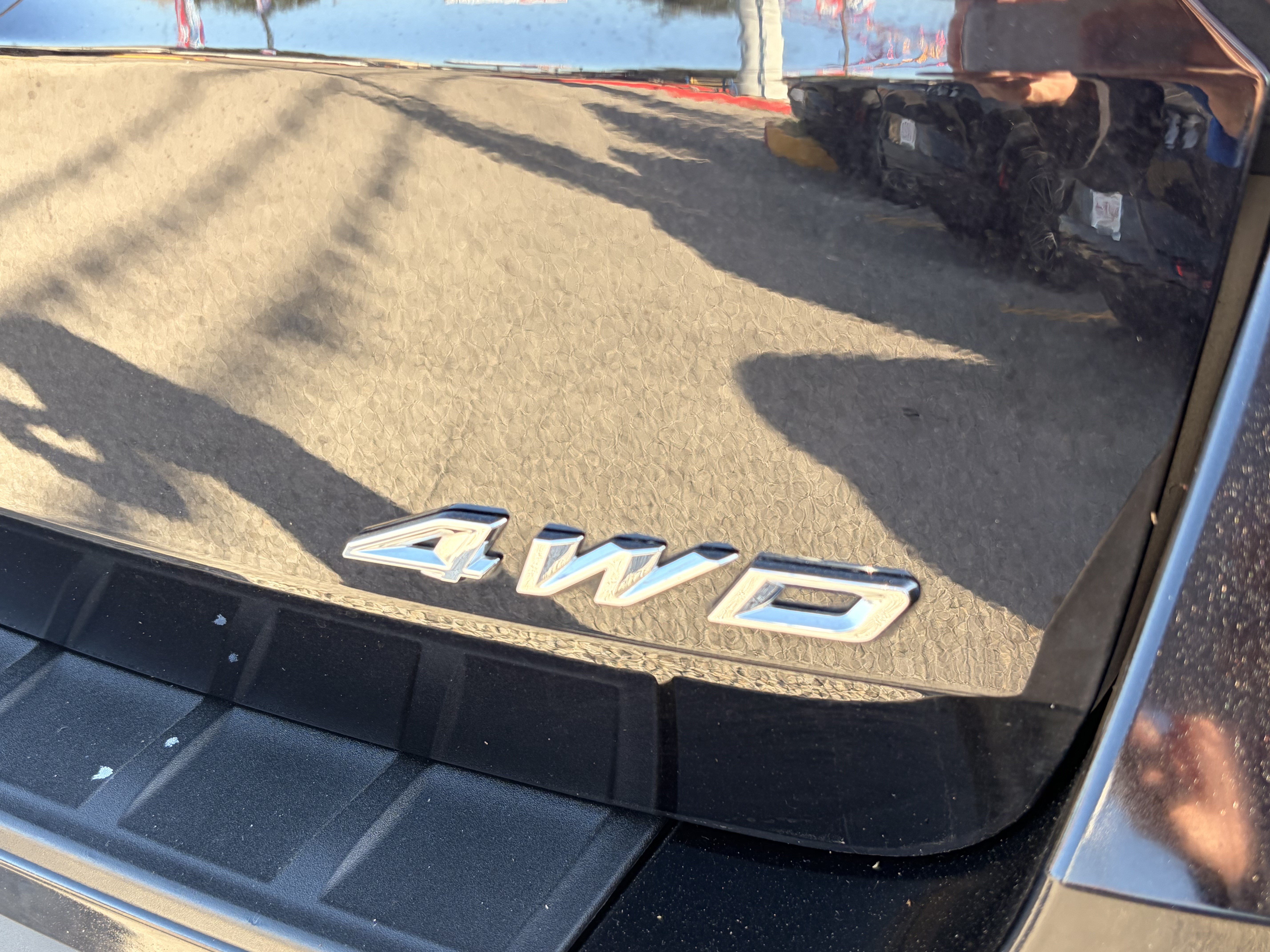 Certified 2025 Ford Explorer ST-Line AWD/4WD image 8