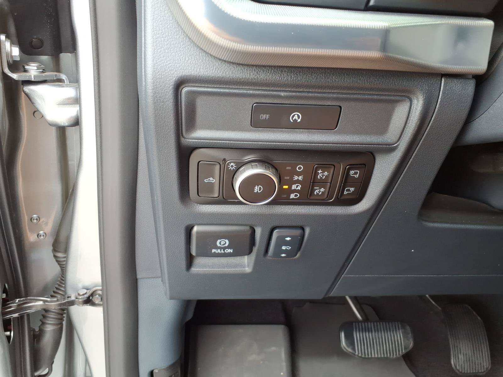 Certified 2025 Ford F150 Lariat w/ Equipment Group 502A High AWD/4WD image 19