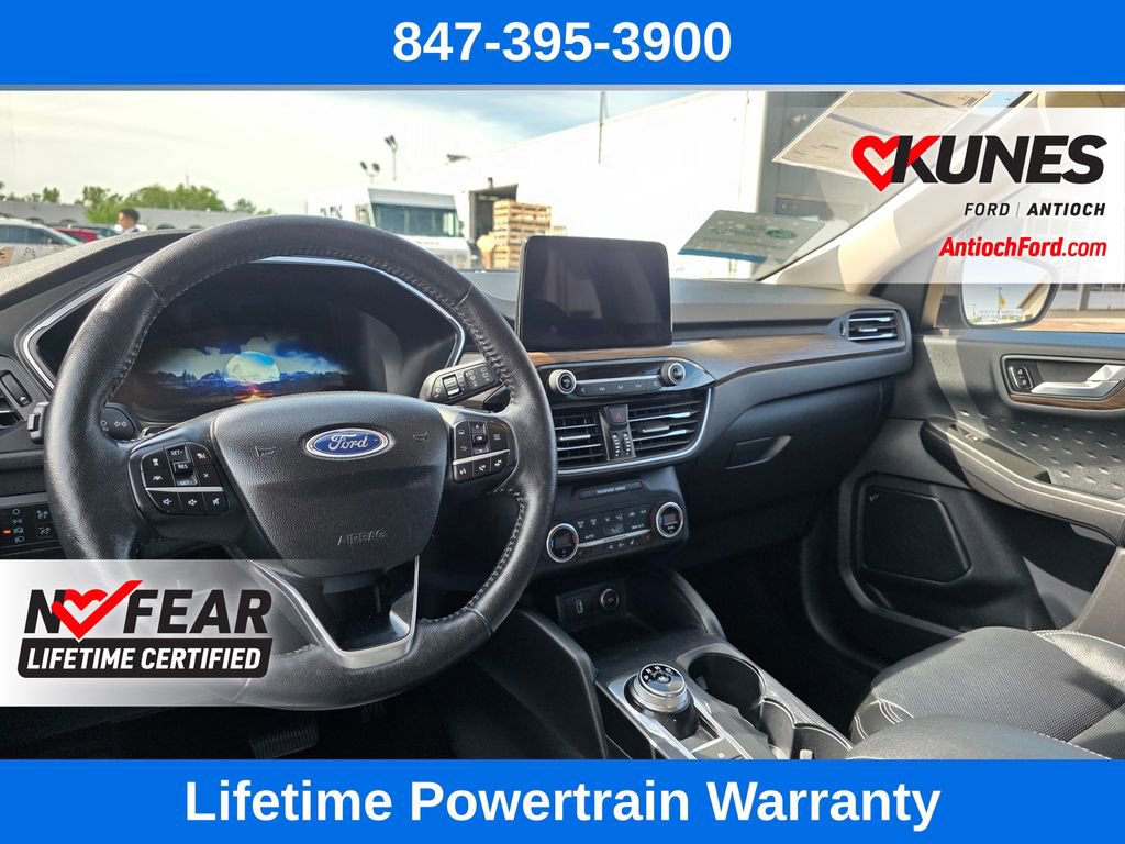 Certified 2020 Ford Escape Titanium AWD/4WD image 36