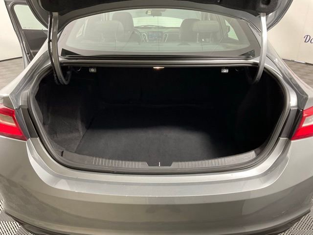 Used 2023 Chevrolet Malibu LT image 11