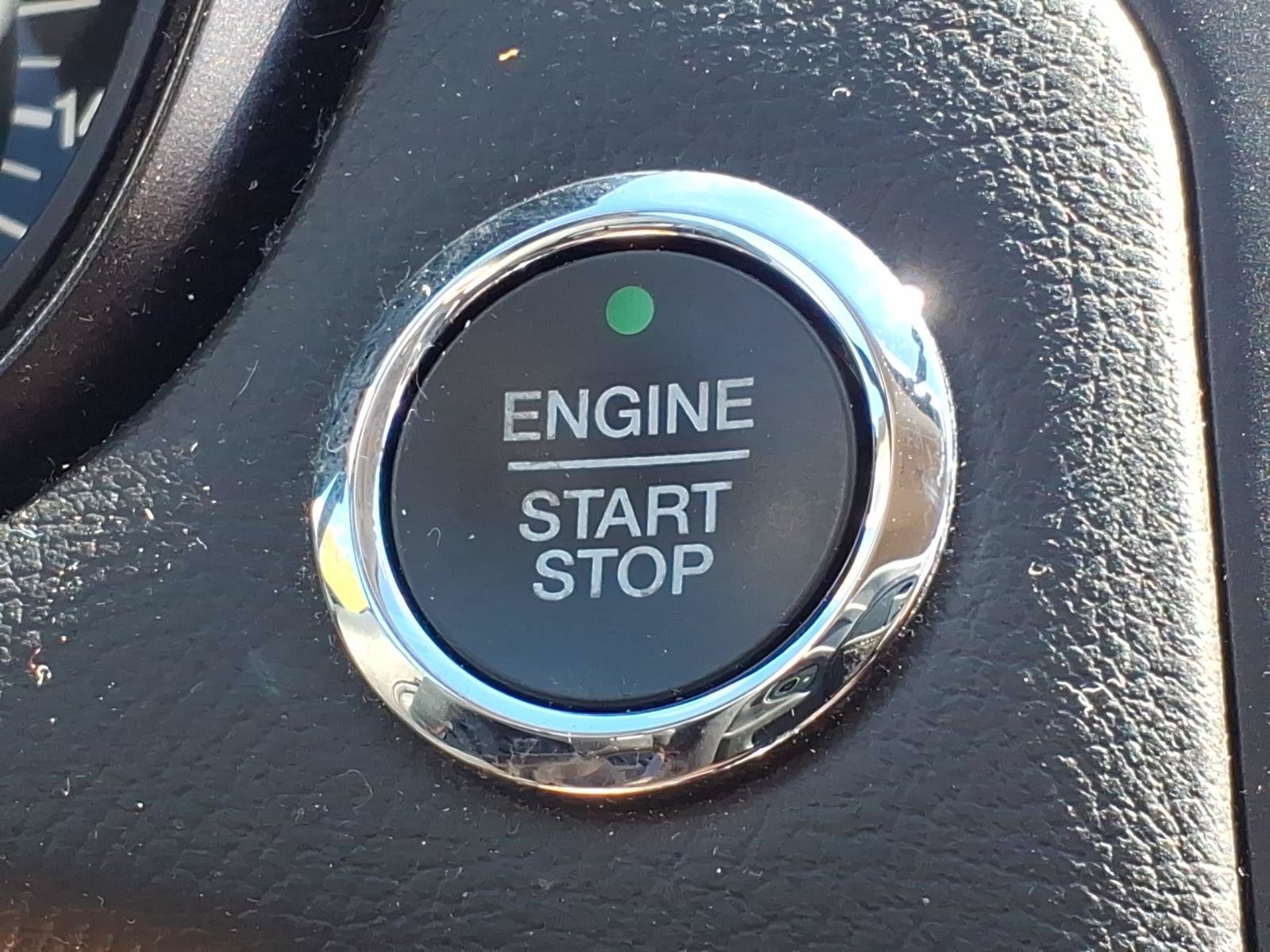 Certified 2018 Ford Fusion SE w/ Equipment Group 201A FWD image 16