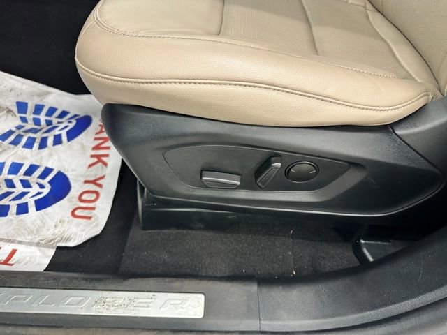 Certified 2024 Ford Explorer Limited image 38