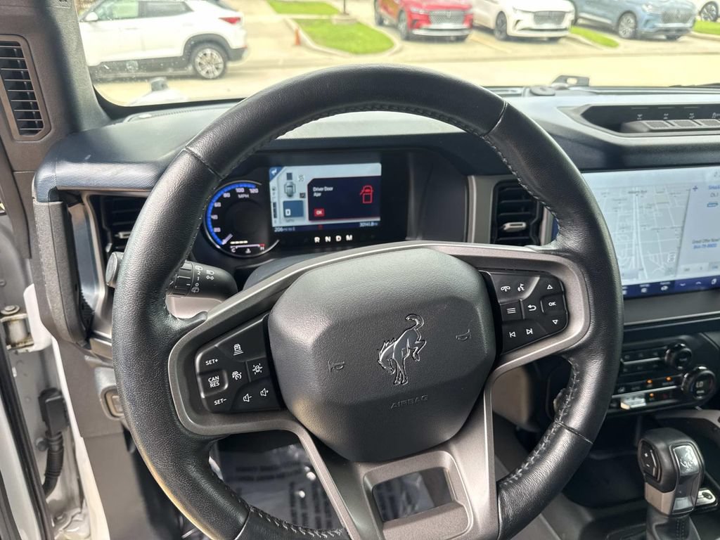 Certified 2021 Ford Bronco Outer Banks w/ Sasquatch Package AWD/4WD image 25