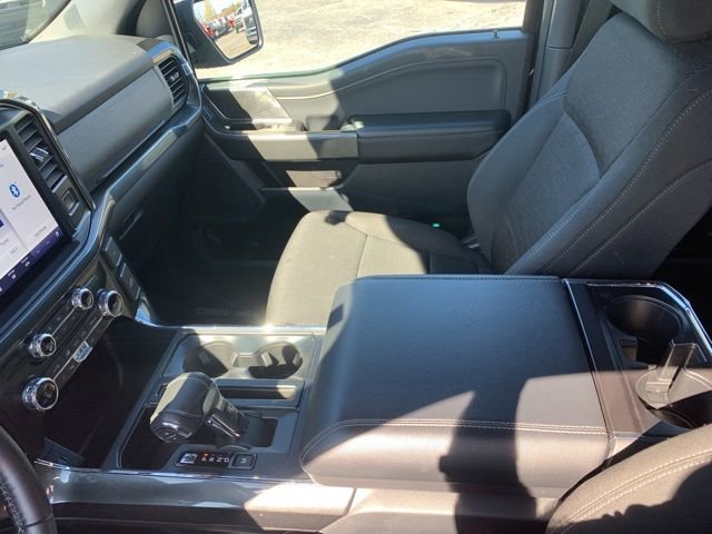 Certified 2022 Ford F150 XLT w/ Equipment Group 302A High image 33