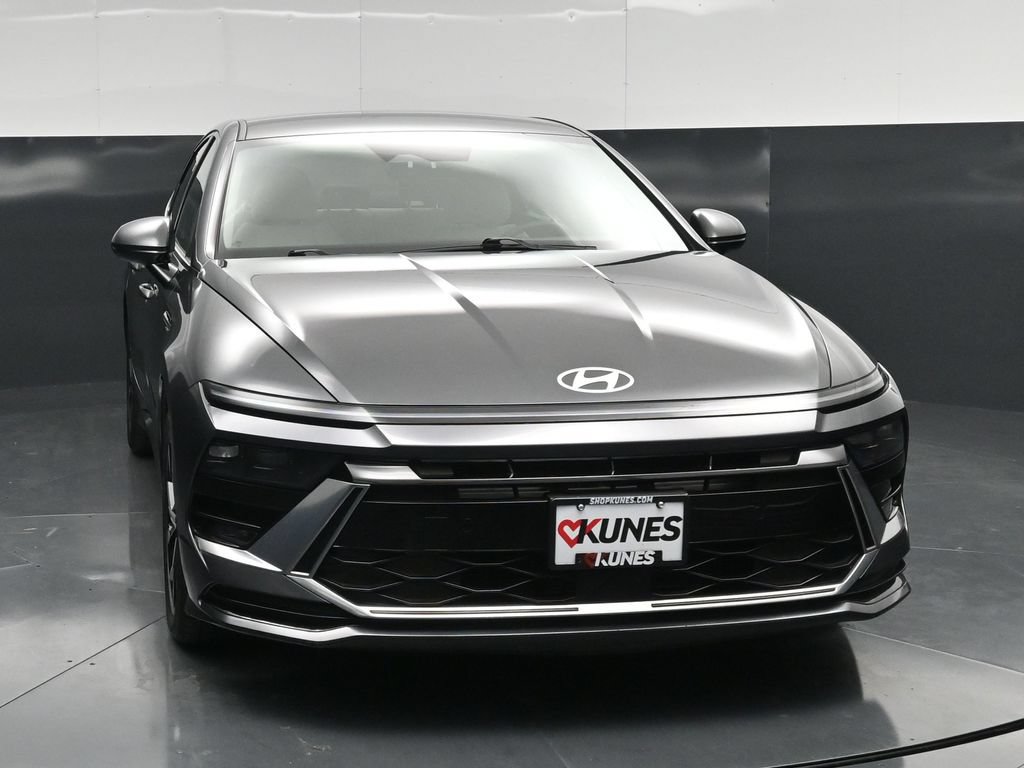 Used 2025 Hyundai Sonata SEL FWD image 5