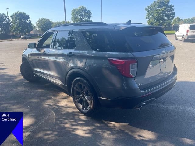 Certified 2024 Ford Explorer XLT w/ Equipment Group 202A RWD image 3