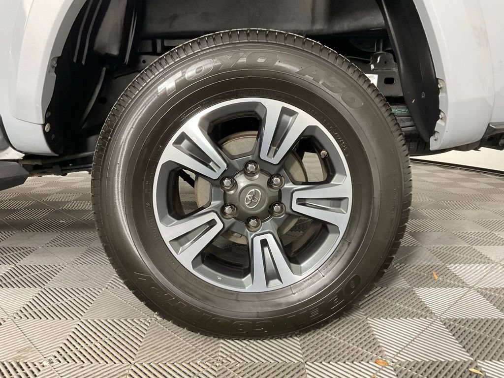 Used 2019 Toyota Tacoma TRD Sport RWD image 10
