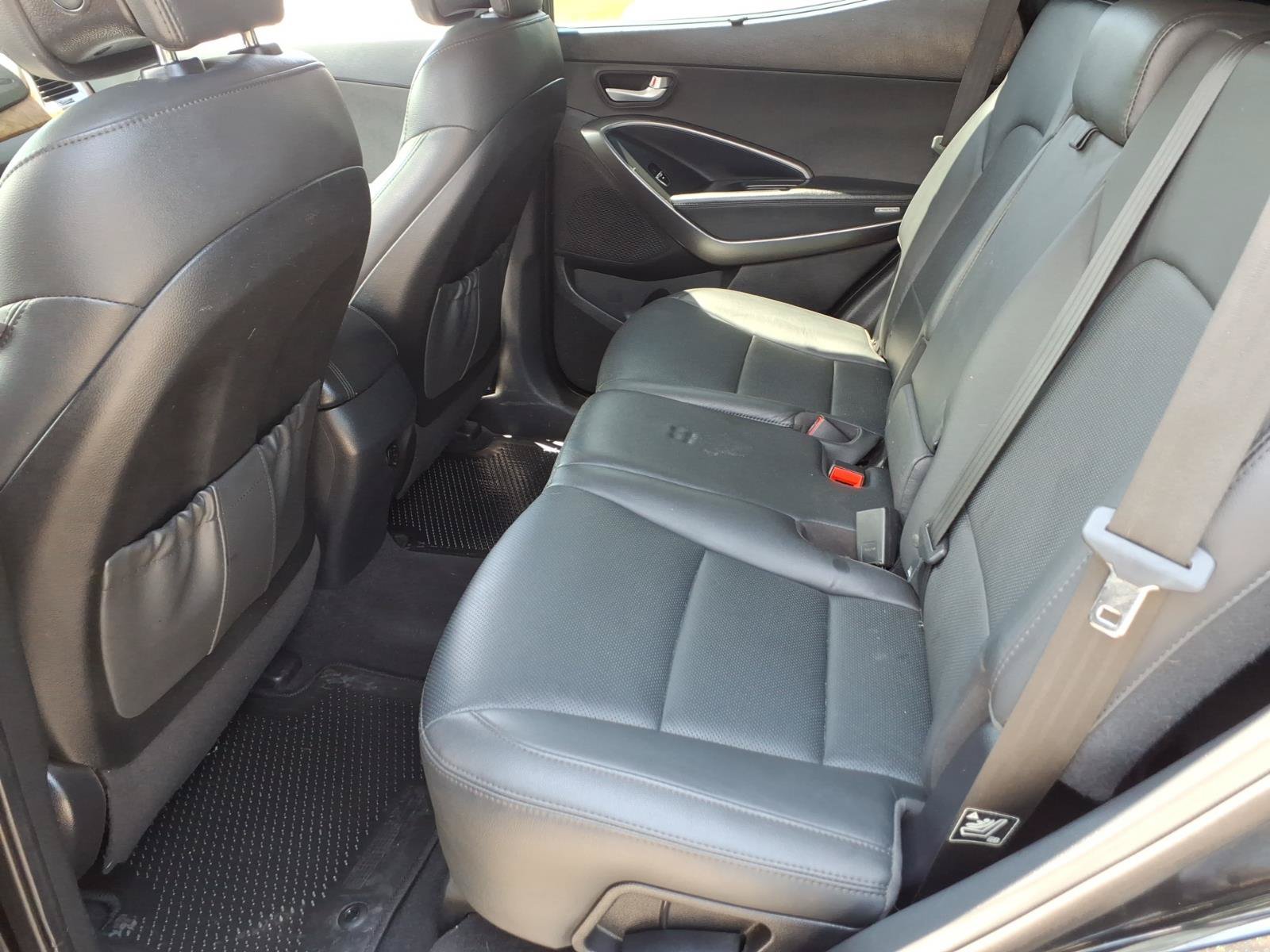 Used 2018 Hyundai Santa Fe Sport 2.0T w/ Cargo Package AWD/4WD image 22