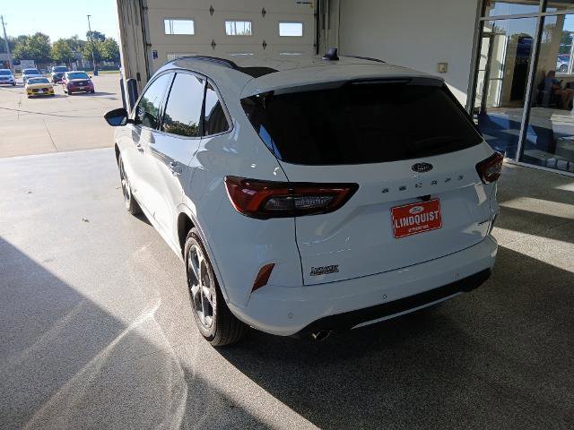 Certified 2023 Ford Escape ST-Line w/ Tech Pack #1 image 3