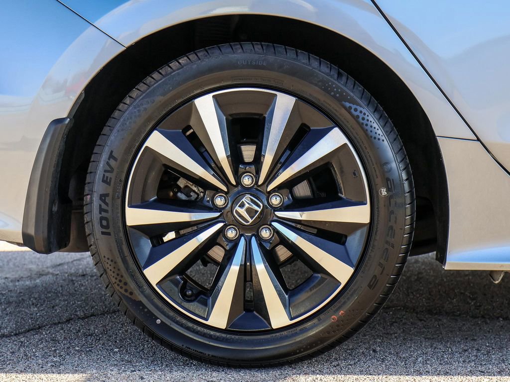 Used 2022 Honda Civic EX image 9