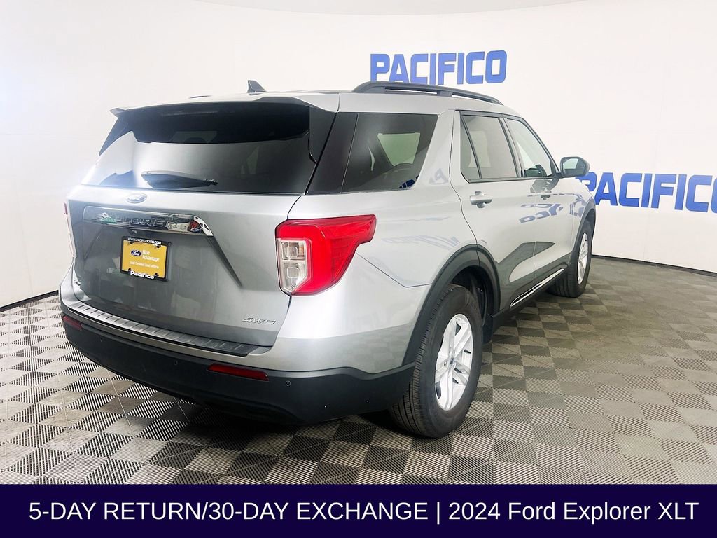 Certified 2024 Ford Explorer XLT AWD/4WD image 8