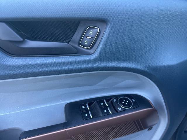 Certified 2022 Ford Maverick Lariat w/ Lariat Luxury Package image 18