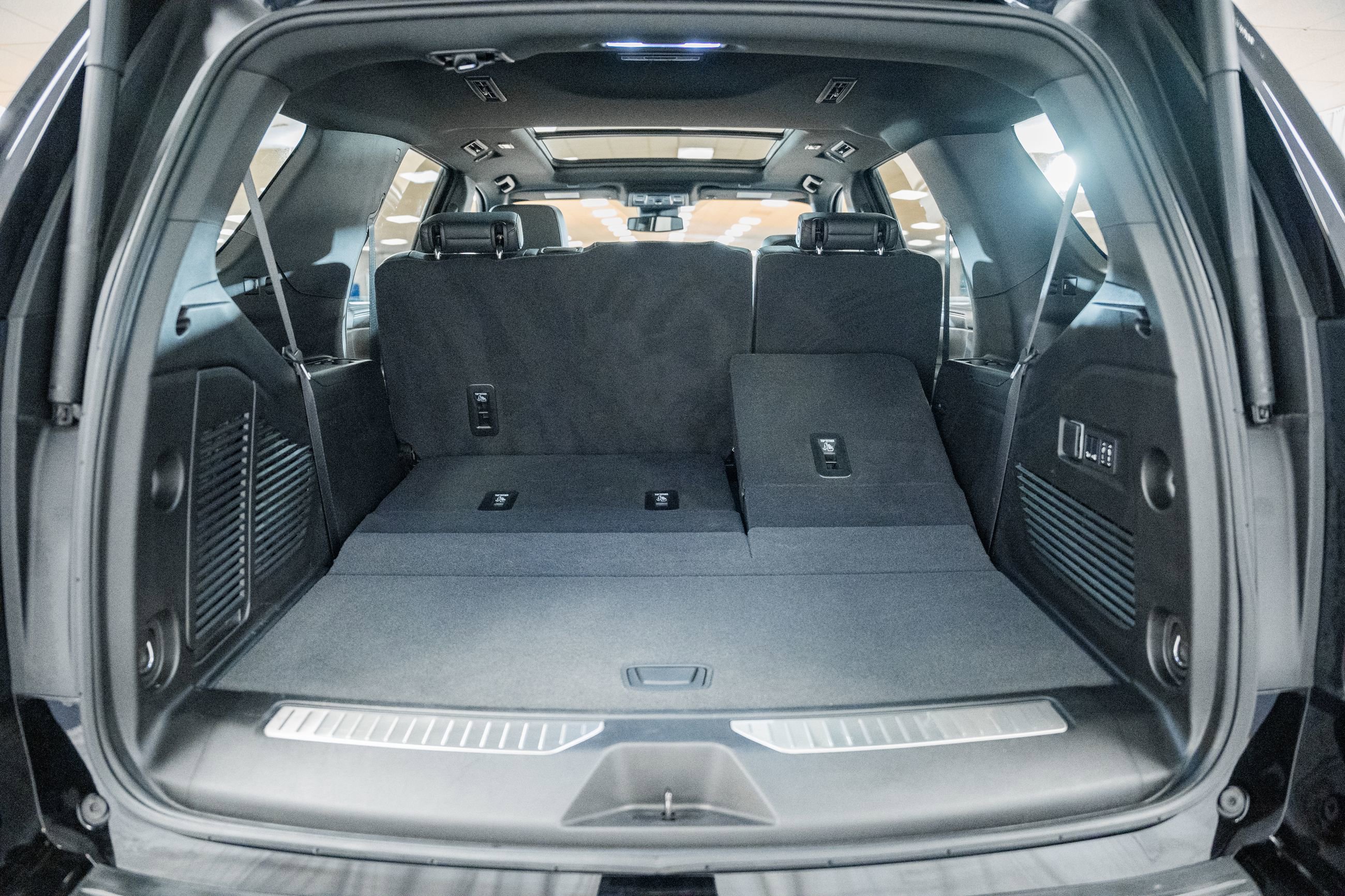 Used 2024 Chevrolet Tahoe Z71 image 19