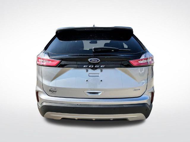 Certified 2022 Ford Edge SEL w/ Convenience Package AWD/4WD image 4