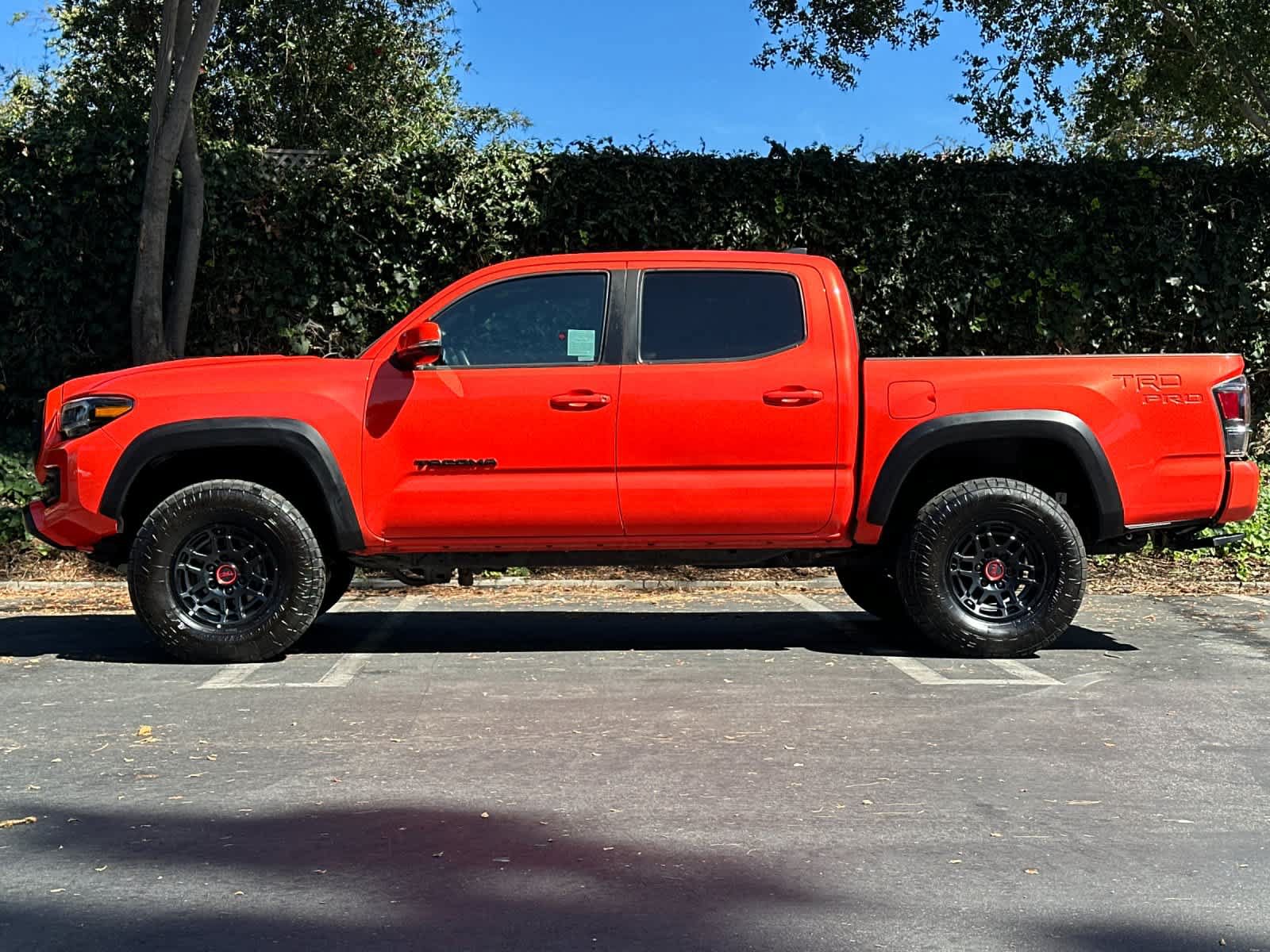 Used 2023 Toyota Tacoma TRD Pro AWD/4WD image 5