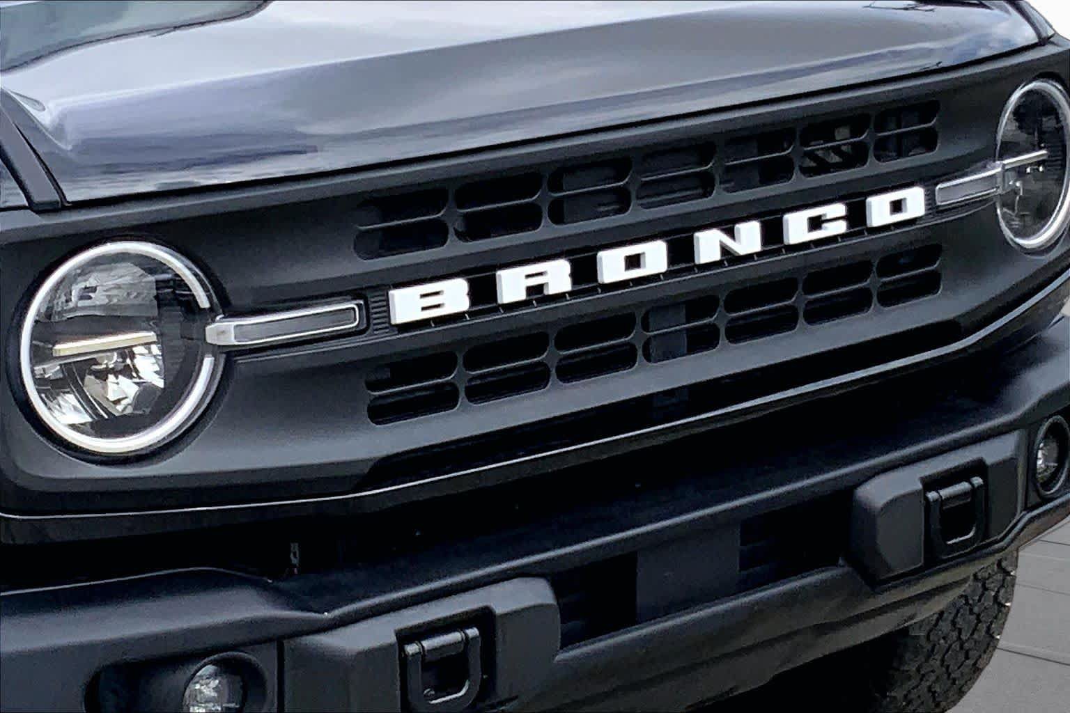 Certified 2024 Ford Bronco Black Diamond AWD/4WD image 26