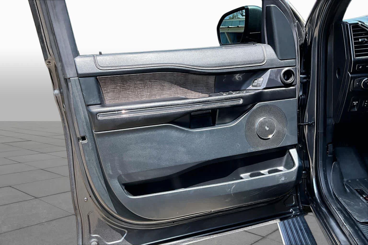 Certified 2020 Ford Expedition Limited w/ Special Edition Package RWD image 22