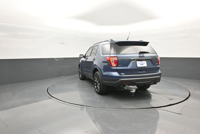Certified 2019 Ford Explorer XLT w/ Equipment Group 202A AWD/4WD image 5