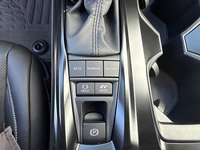 Used 2026 Toyota Camry LE w/ Convenience Package FWD image 31