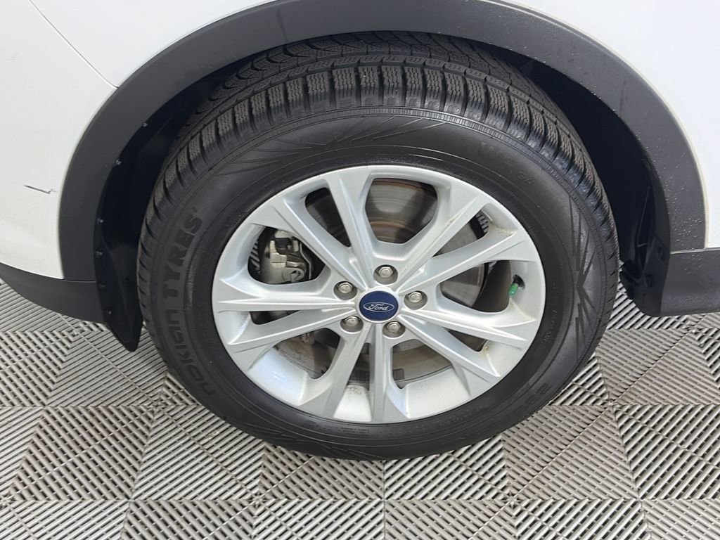 Certified 2019 Ford Escape SE image 8