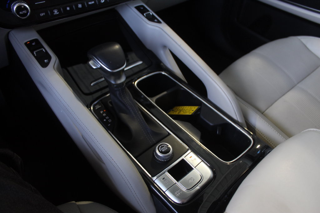 Used 2023 Kia Telluride EX w/ EX Captain's Chair Package FWD image 19